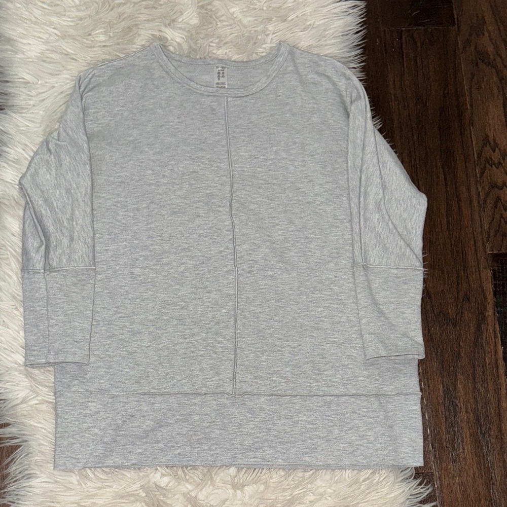 Stylish Spanx Dolman Gray Top